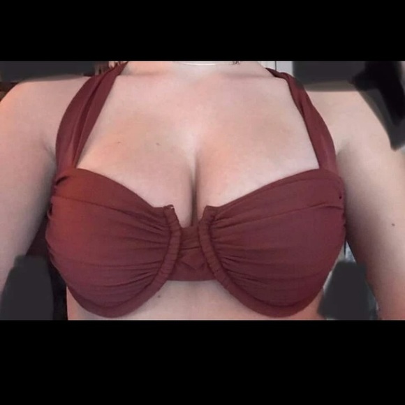 Ruched Underwire Bikini Top - Picture 10 of 10